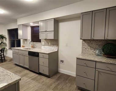 1619 Glenhill Lane - Photo Thumbnail 9