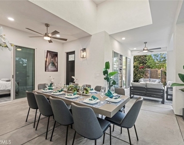 2217 Estribo Drive - Photo Thumbnail 3