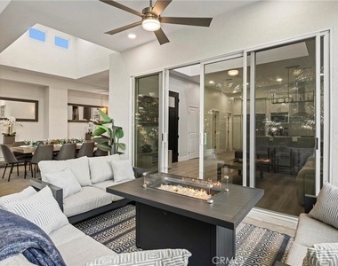 2217 Estribo Drive - Photo Thumbnail 18