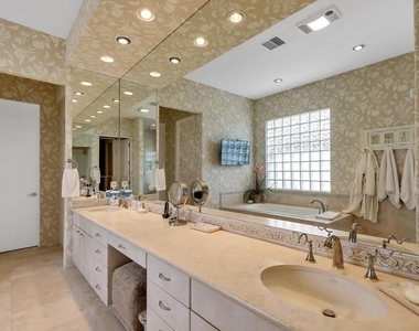 70955 Sunny Lane - Photo Thumbnail 15