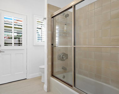 48721 Santa Ursula Street - Photo Thumbnail 17