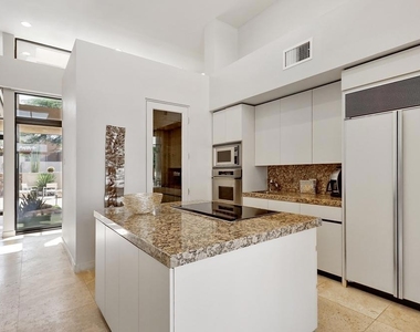 73115 Crosby Lane - Photo Thumbnail 18