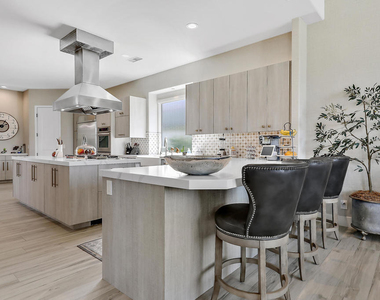 51173 Marbella Court - Photo Thumbnail 9