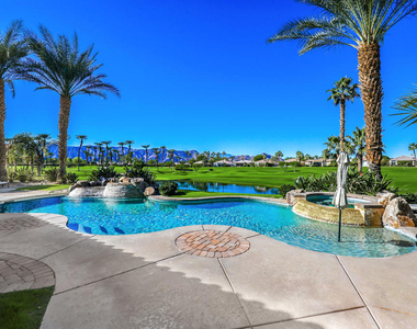 51075 Marbella Court - Photo Thumbnail 41