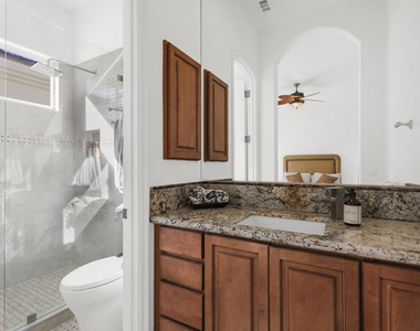 51075 Marbella Court - Photo Thumbnail 33