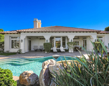 51075 Marbella Court - Photo Thumbnail 4