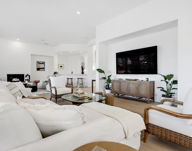 51075 Marbella Court - Photo Thumbnail 14