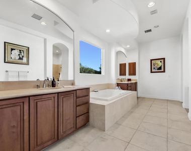 51075 Marbella Court - Photo Thumbnail 29