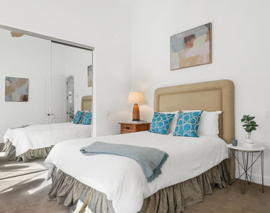 51075 Marbella Court - Photo Thumbnail 34
