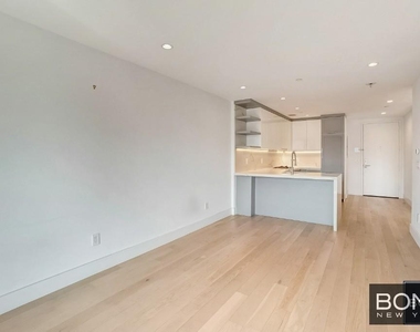 11-07 Welling Court - Photo Thumbnail 4