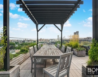 11-07 Welling Court - Photo Thumbnail 7