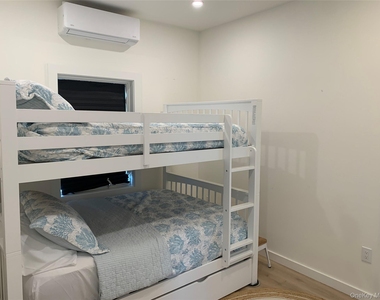7 Atlantic Avenue - Photo Thumbnail 9
