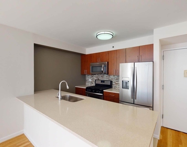 120 W. 21st - Photo Thumbnail 2