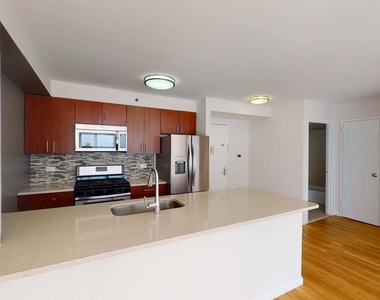 120 W. 21st - Photo Thumbnail 4