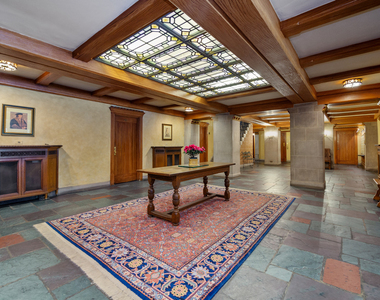 325 E 41st Street - Photo Thumbnail 5