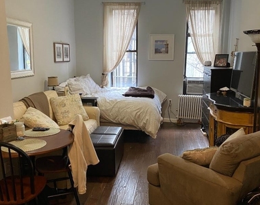 248 E 90th Street - Photo Thumbnail 0