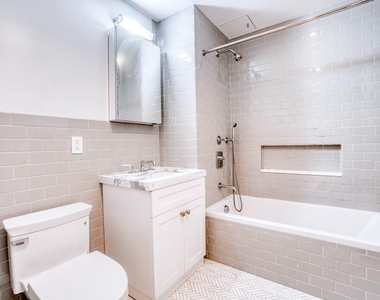 43 W 27th Street - Photo Thumbnail 9