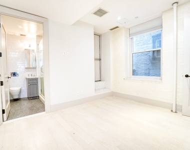 43 W 27th Street - Photo Thumbnail 4