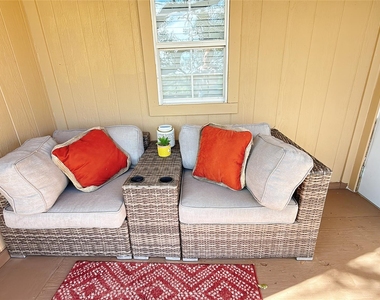10603 Thomaswood Ln - Photo Thumbnail 24
