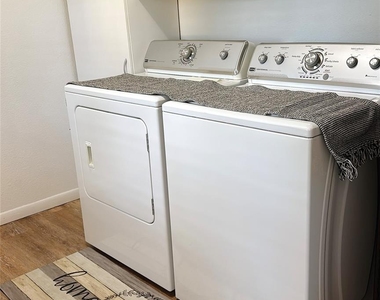 10603 Thomaswood Ln - Photo Thumbnail 23