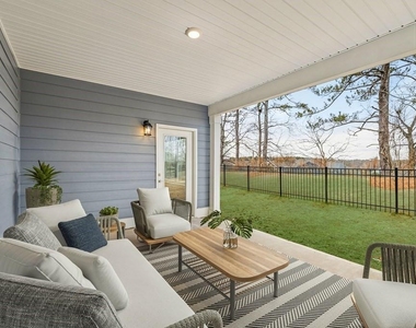 488 Amherst Way - Photo Thumbnail 14