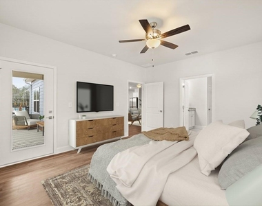 488 Amherst Way - Photo Thumbnail 8
