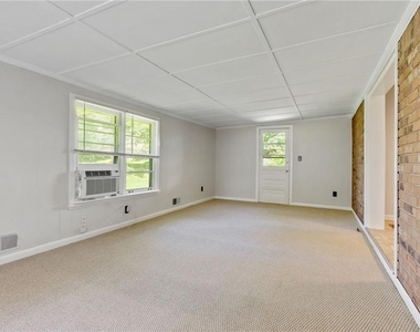 383 Dan Place Se - Photo Thumbnail 11