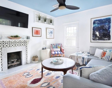 806 Vedado Way Ne - Photo Thumbnail 17