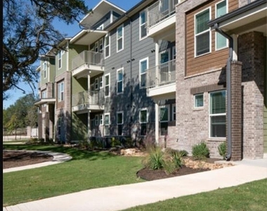 104 Bettie Mae Way - Photo Thumbnail 1