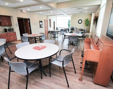 620 N Main Ave - Photo Thumbnail 9