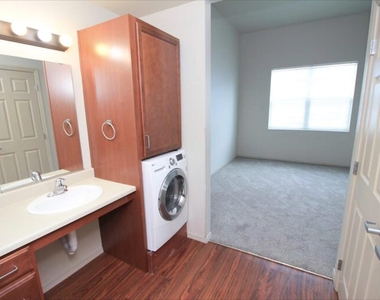 620 N Main Ave - Photo Thumbnail 8