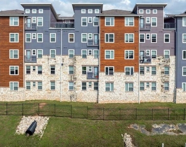 2401 E Oltorf St - Photo Thumbnail 2