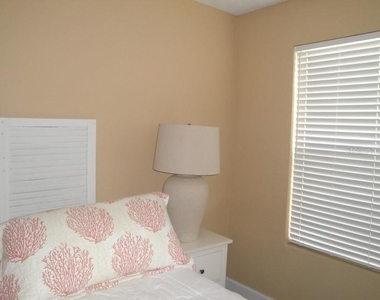 6073 Bahia Del Mar Boulevard - Photo Thumbnail 22