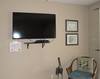 6073 Bahia Del Mar Boulevard - Photo Thumbnail 17