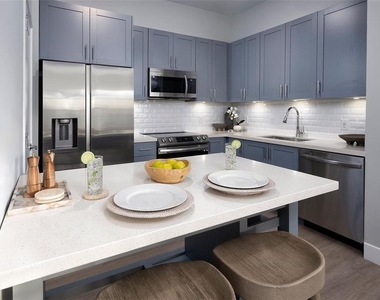 10535 Hamilton Dawn Street - Photo Thumbnail 6