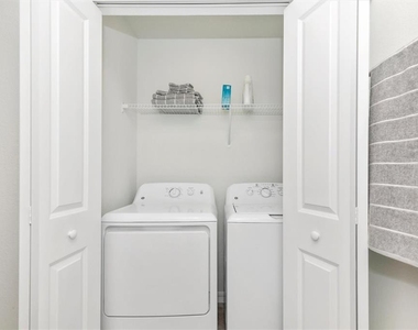 17565 Opal Sand Drive - Photo Thumbnail 37