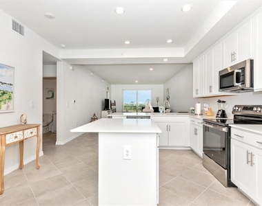 17565 Opal Sand Drive - Photo Thumbnail 6