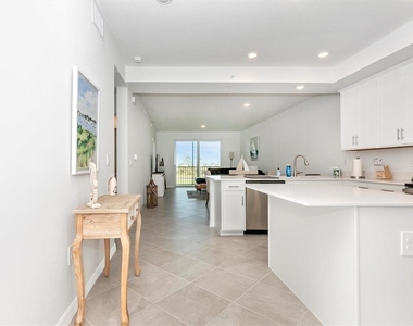 17565 Opal Sand Drive - Photo Thumbnail 7