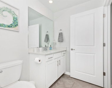 17565 Opal Sand Drive - Photo Thumbnail 36