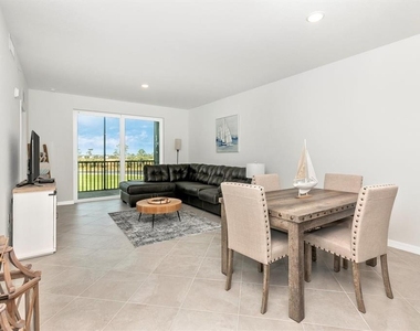 17565 Opal Sand Drive - Photo Thumbnail 11