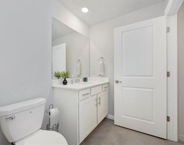 17595 Opal Sand Drive - Photo Thumbnail 30