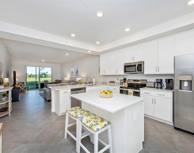 17595 Opal Sand Drive - Photo Thumbnail 9