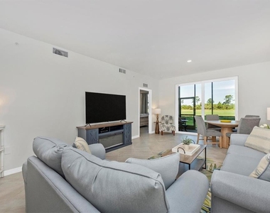 17595 Opal Sand Drive - Photo Thumbnail 14