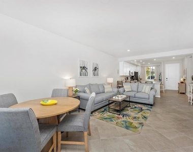 17595 Opal Sand Drive - Photo Thumbnail 10