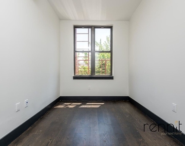 1042 Flushing Avenue - Photo Thumbnail 10