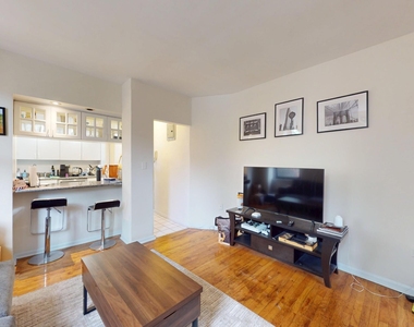West 11th Street - Photo Thumbnail 1