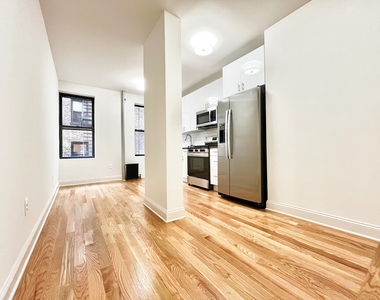 640 Fort Washington Avenue - Photo Thumbnail 1