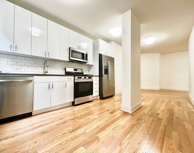 640 Fort Washington Avenue - Photo Thumbnail 0