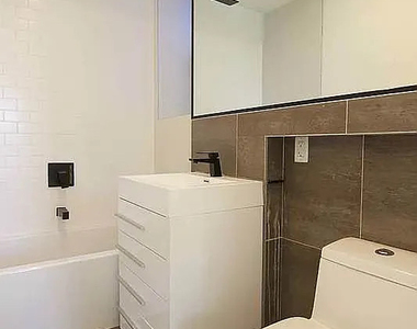1509 Jefferson Avenue #2 - Photo Thumbnail 9