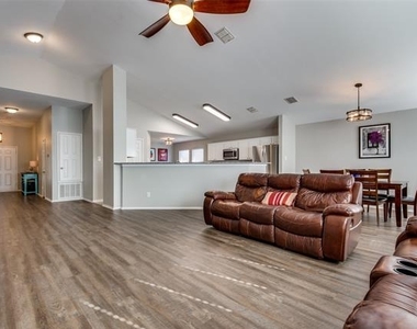 1900 Juniper Drive - Photo Thumbnail 7